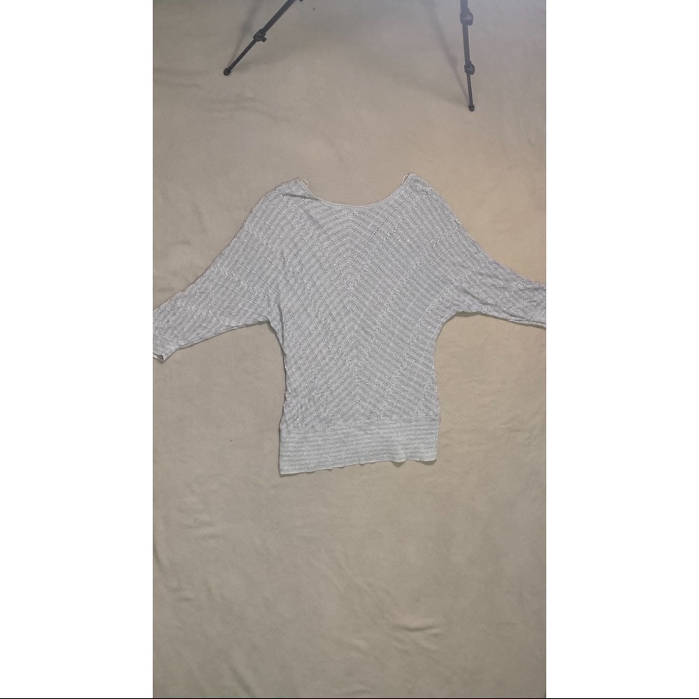 White House Black Market shirt size L